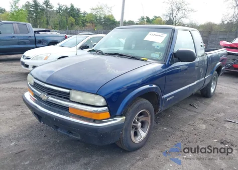 2002 Chevrolet S-10 Ls из США, поврежденный, VIN 1GCCS195728152566